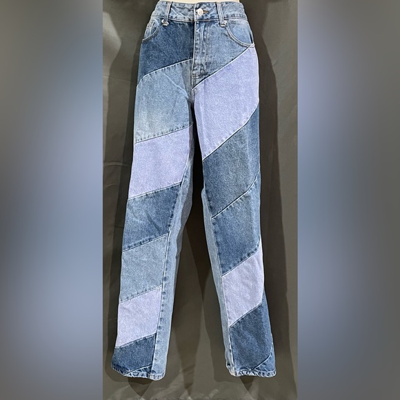 Forever 21 Denim - Forever 21 patch jeans